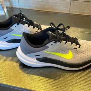 Gray and Black Athletic Shoes windflo 10